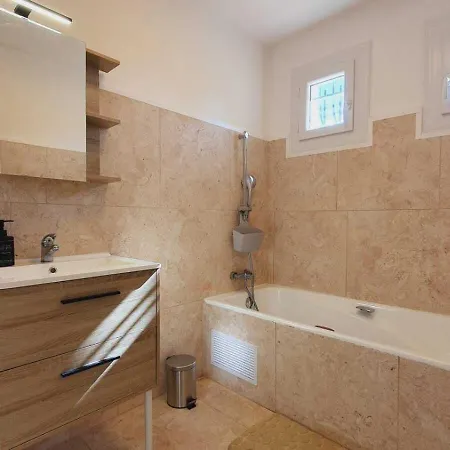 Villa Les Oliviers Family Piscine Privee Clim Wifi - Rossiconciergerie - Linge Inclus Aimargues
